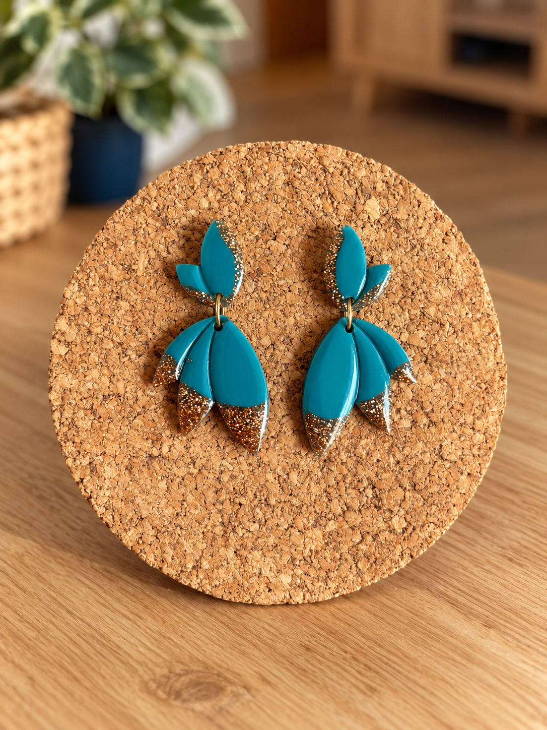 Boucles d’oreilles en résine