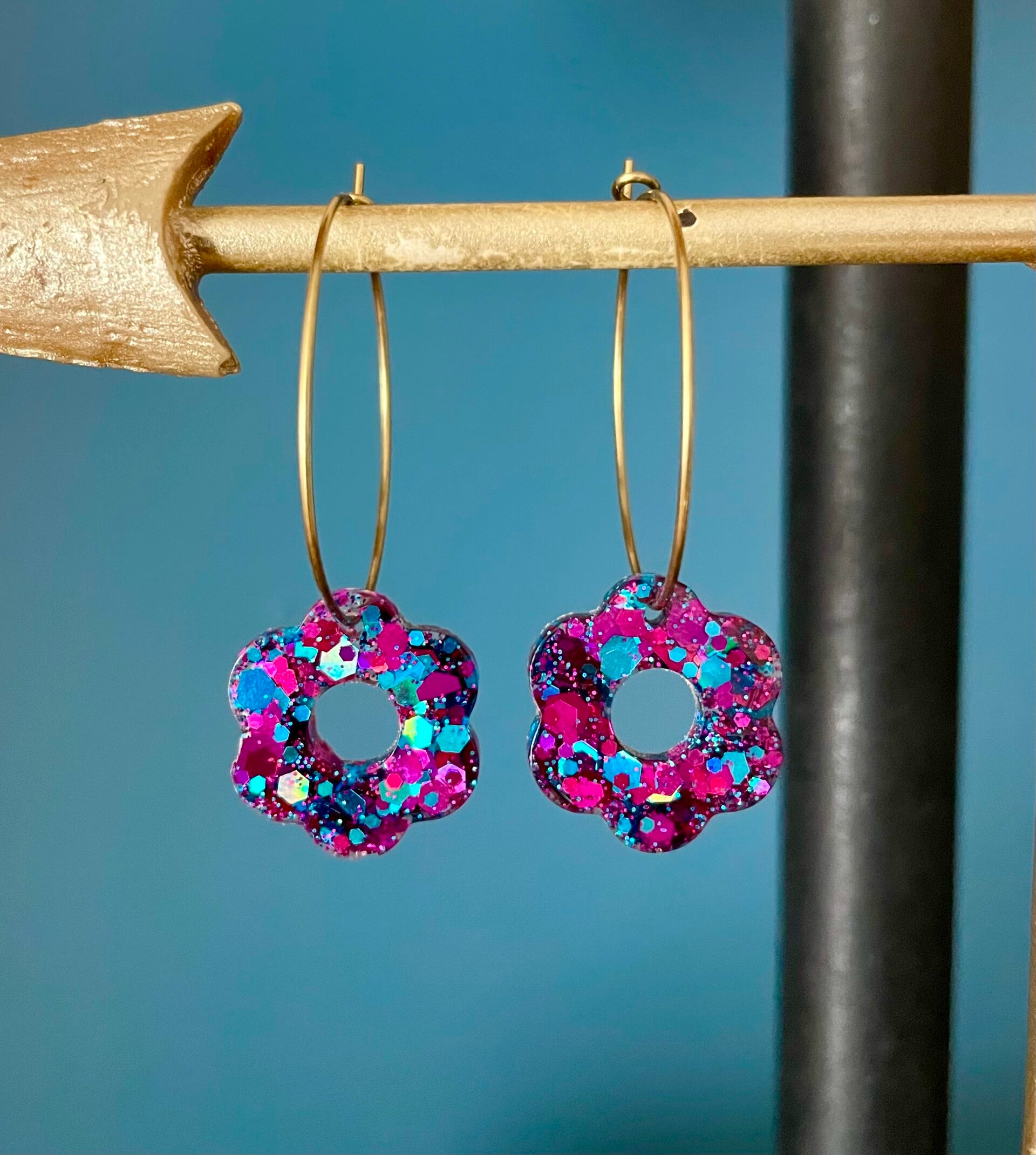 Créoles fleurs paillettes