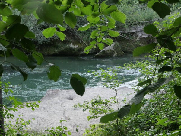 Versteckter Flusslauf