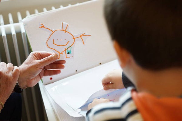 Sprachförderung mit selbst gezeichneter Figur