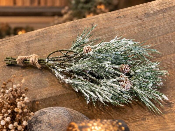 Besneeuwde Pinus Bush – 33 cm