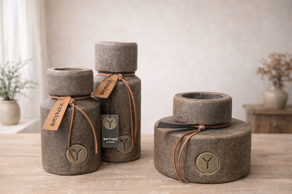 Brynxz bottle leather rope small. Set of los.