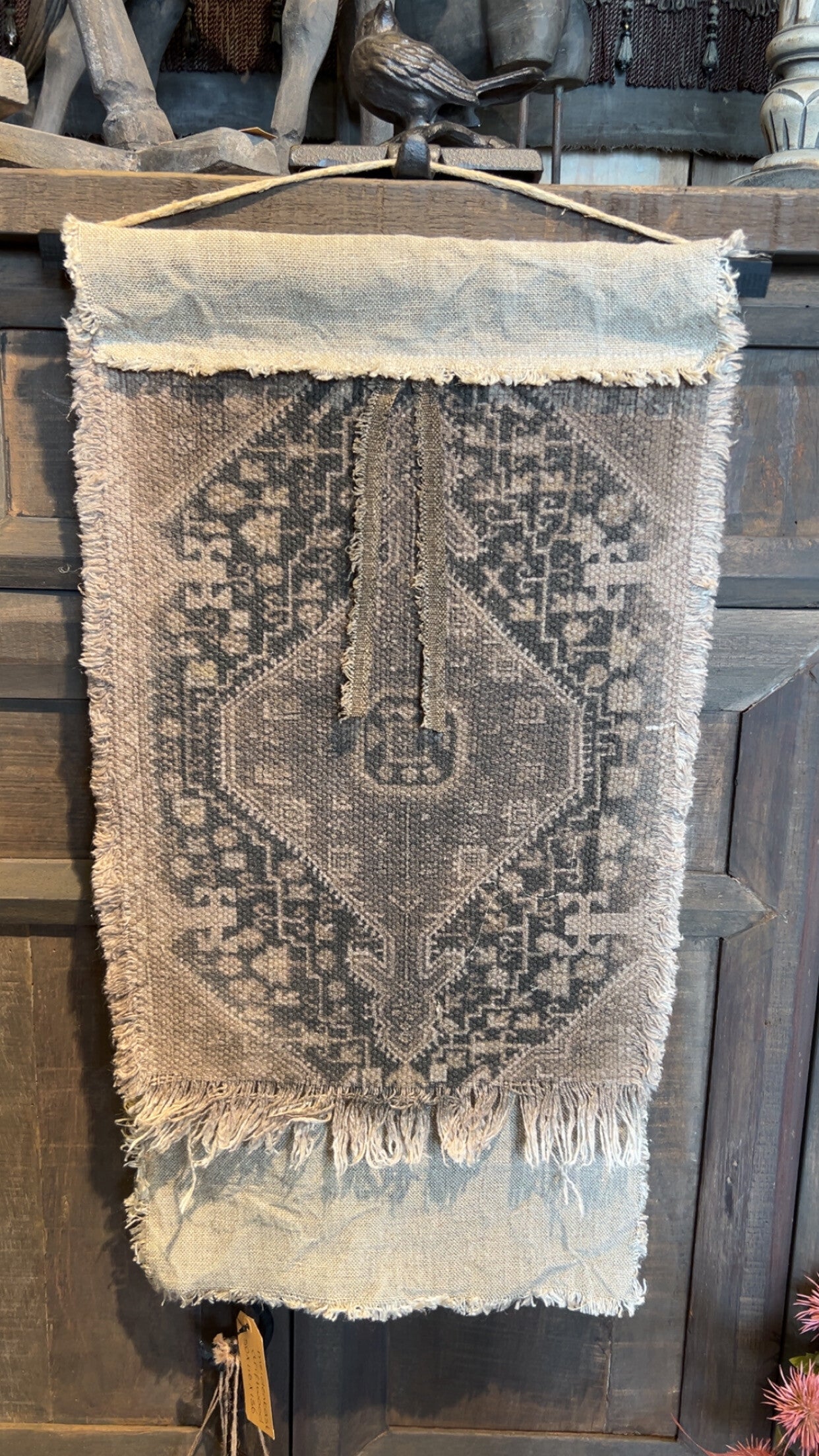 Wandhanger kelim oud bruin