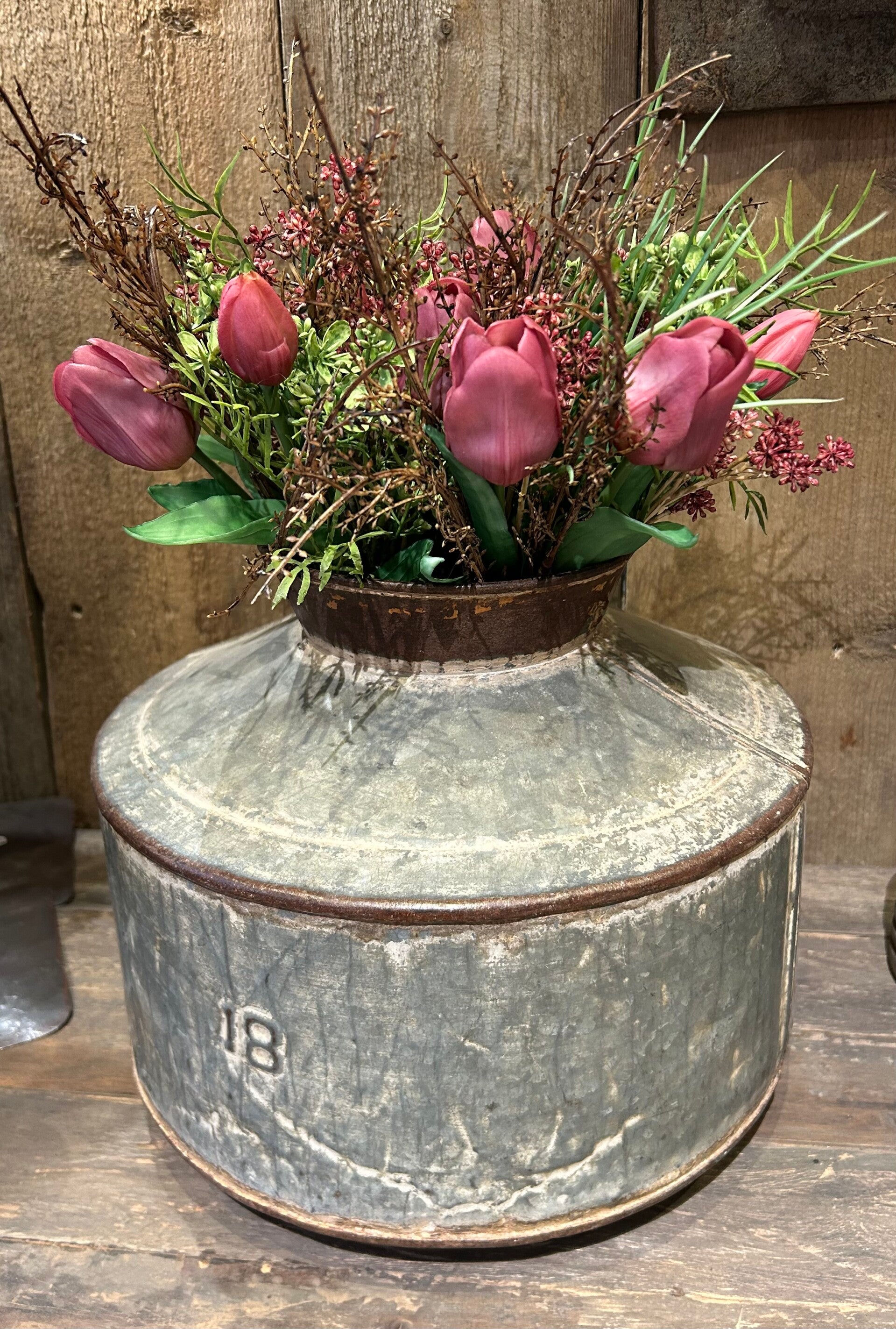 Metalen Indiase oliekan