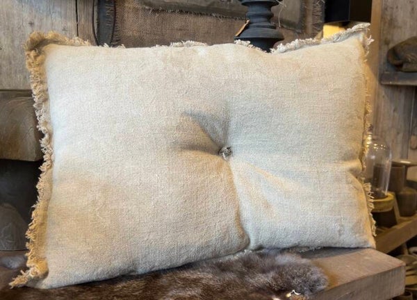 Shabby kussen met franjes