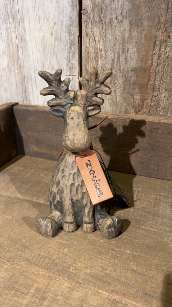 Brynxz sitting Rudolph M