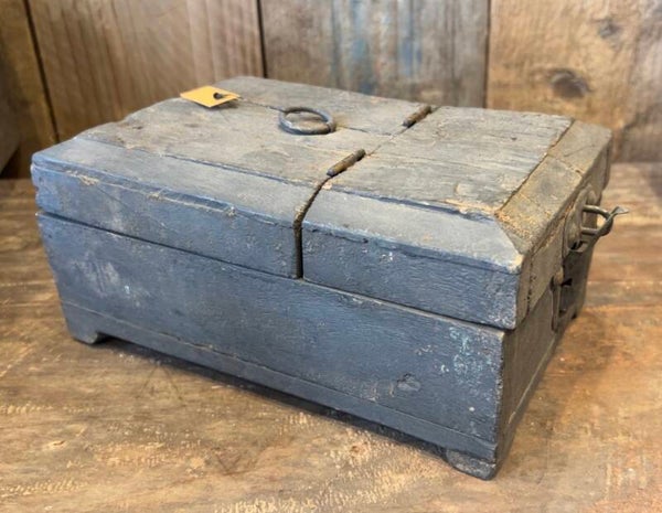 Oud houten make-up / sieradendoosje met spiegeltje