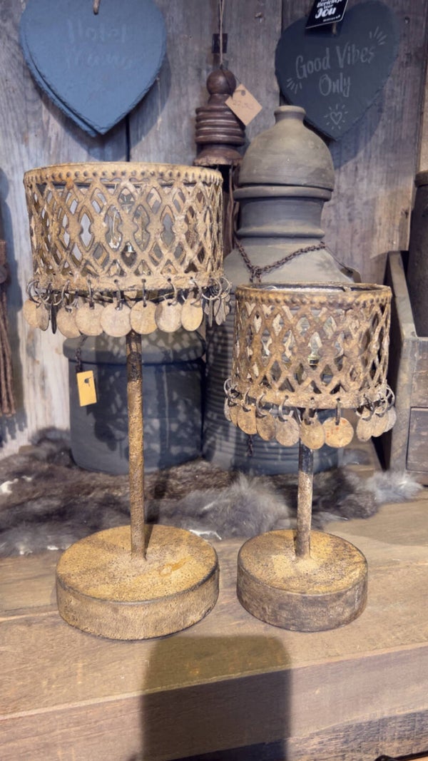 Countryfield tafellamp op batterijen. Roest