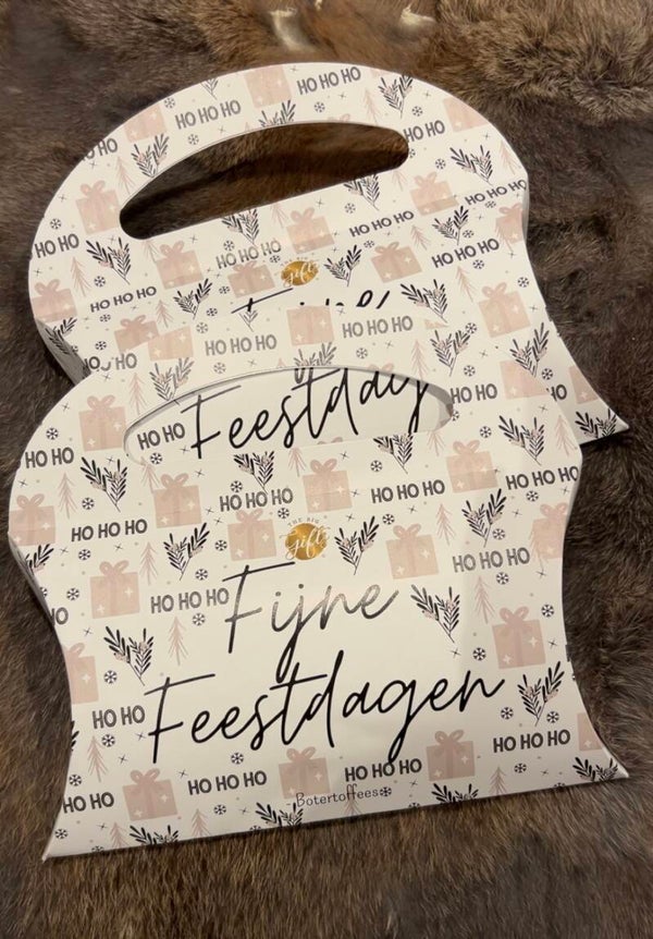 Cadeautasje Fijne Feestdagen – gevulde giftbox met botertoffees