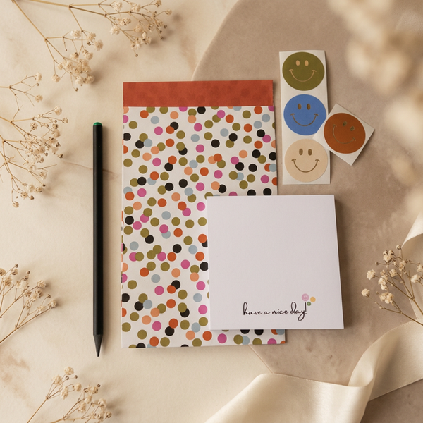 Gute Laune Papeterie- Set mit Block, Stift und Smiley Stickern
