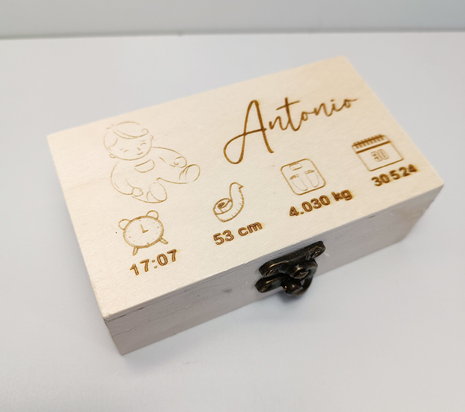 CAJA DE RECUERDOS DEL BEBÉ