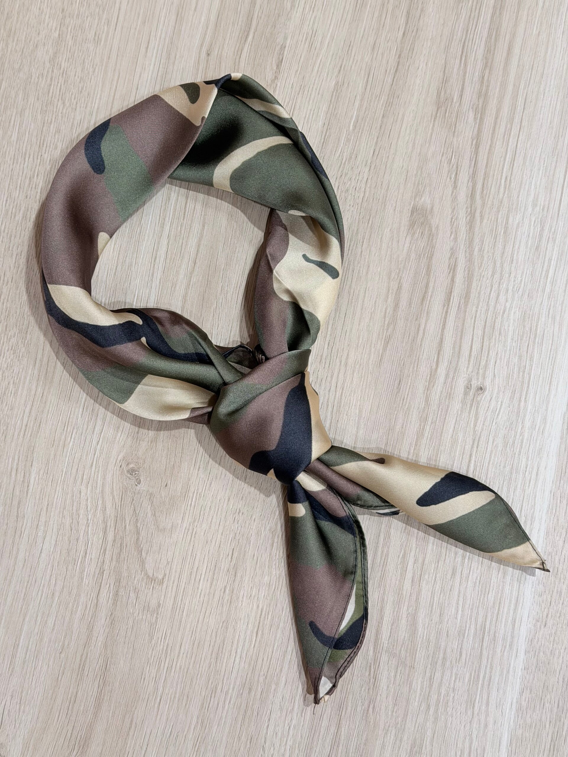 Foulard army