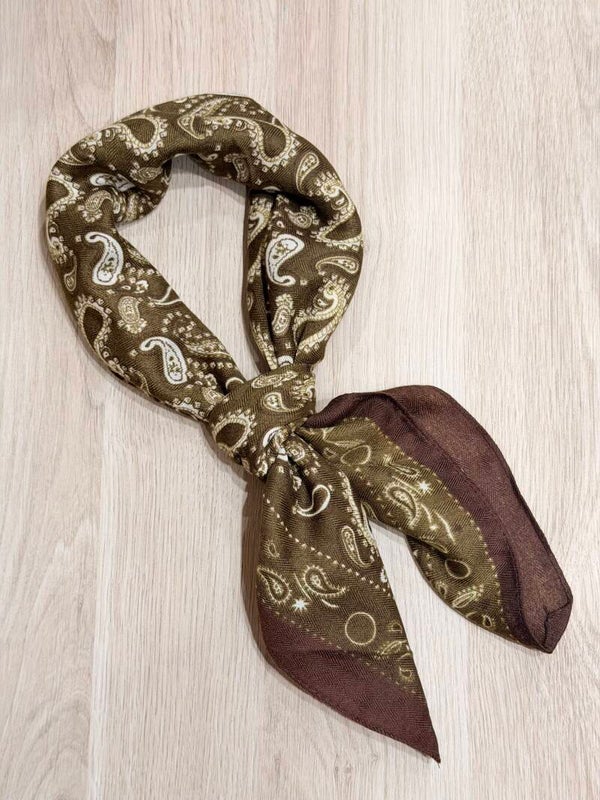 Foulard kaki