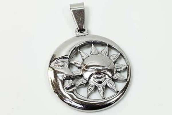 COLGANTE ACERO SOL Y LUNA GRUESO 2,5 X 3,5 X 0.2 CM