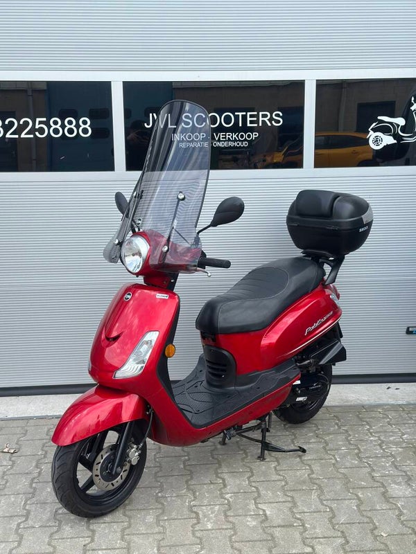 Sym fiddle 2 50cc 4t 2020 1900km!