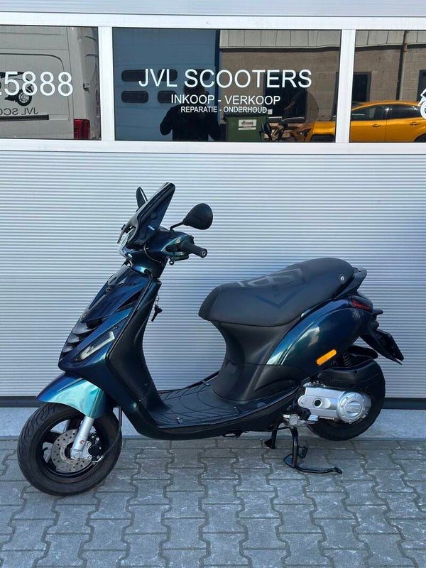 Piaggio Zip 50cc 3v 4t 2021 Brom