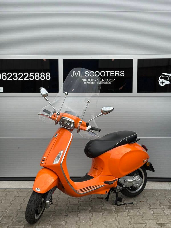Vespa sprint 50cc 2v 4t 2017 snor