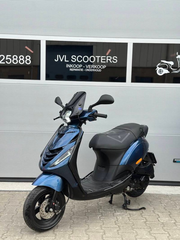Piaggio Zip 50cc 3v 4t 2022 Brom