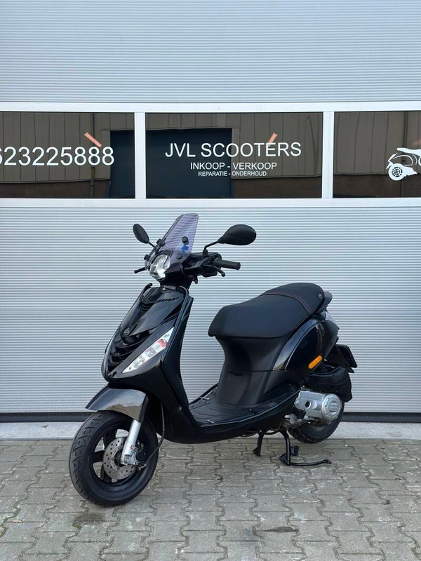 Piaggio Zip 50cc 3v 4t 2022 Brom