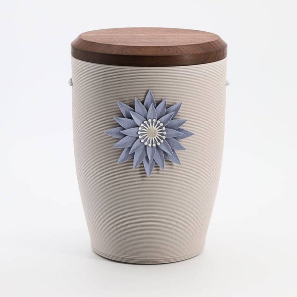 203401b Stille Blüte Blau Grau (Nuss)