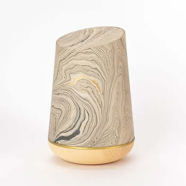 Marmoré-Holzurne "Warmgrau-Gold"