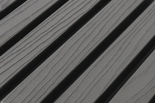 SILVER GREY - Zwarte strepen - Gevelbekleding – Composiet | 290 x 22 cm | Gevel | Tuin