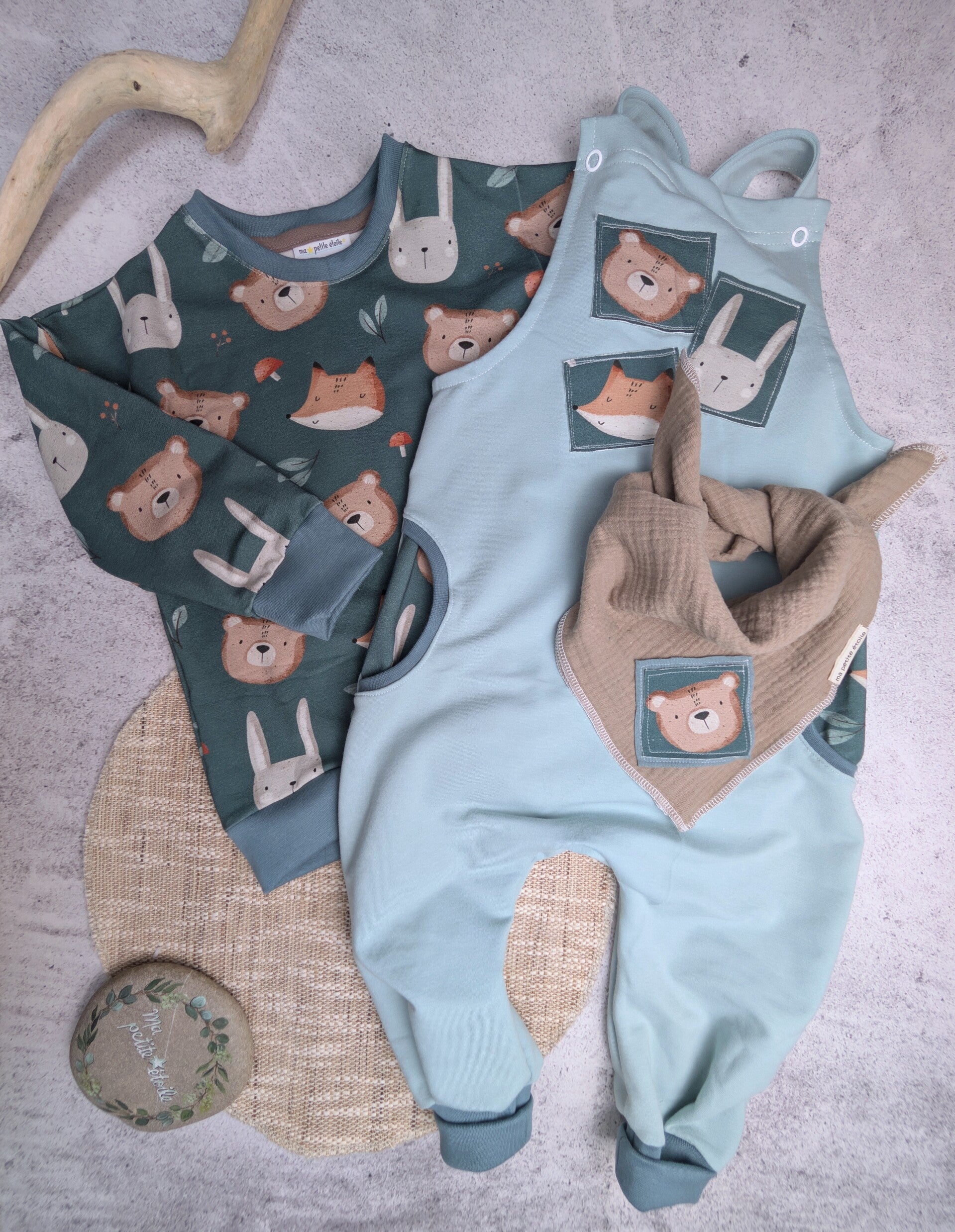 Set | Tiere I Latzhose, OversizePulli und Nuscheli