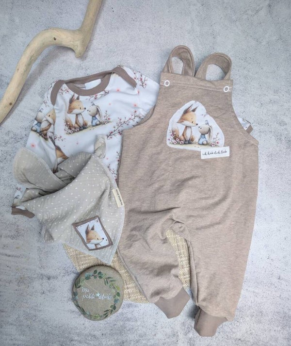 Set | Fuchs und Hase I Latzhose, Body und Nuscheli