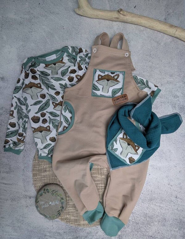 Set l Fuchs l Latzhose, Body und Nuscheli