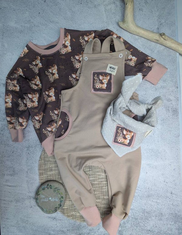 Set l Reh l Latzhose, OversizePulli und Nuscheli