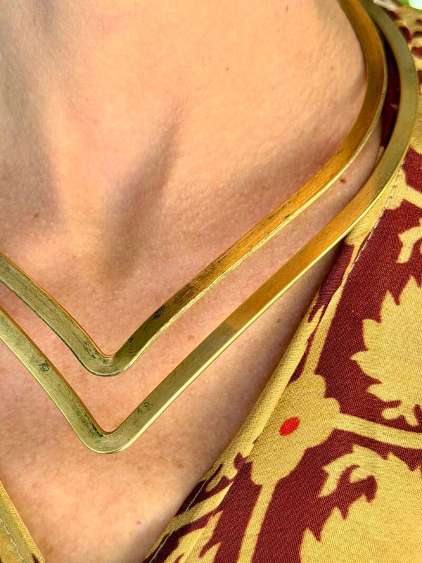 COLLANA A V