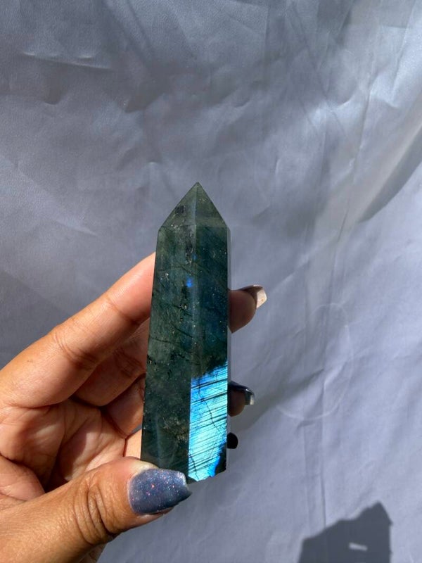 Labradorite tower N2