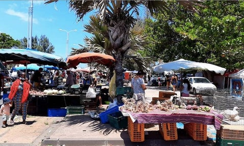 Maché du samedi matin à Saint-Pierre