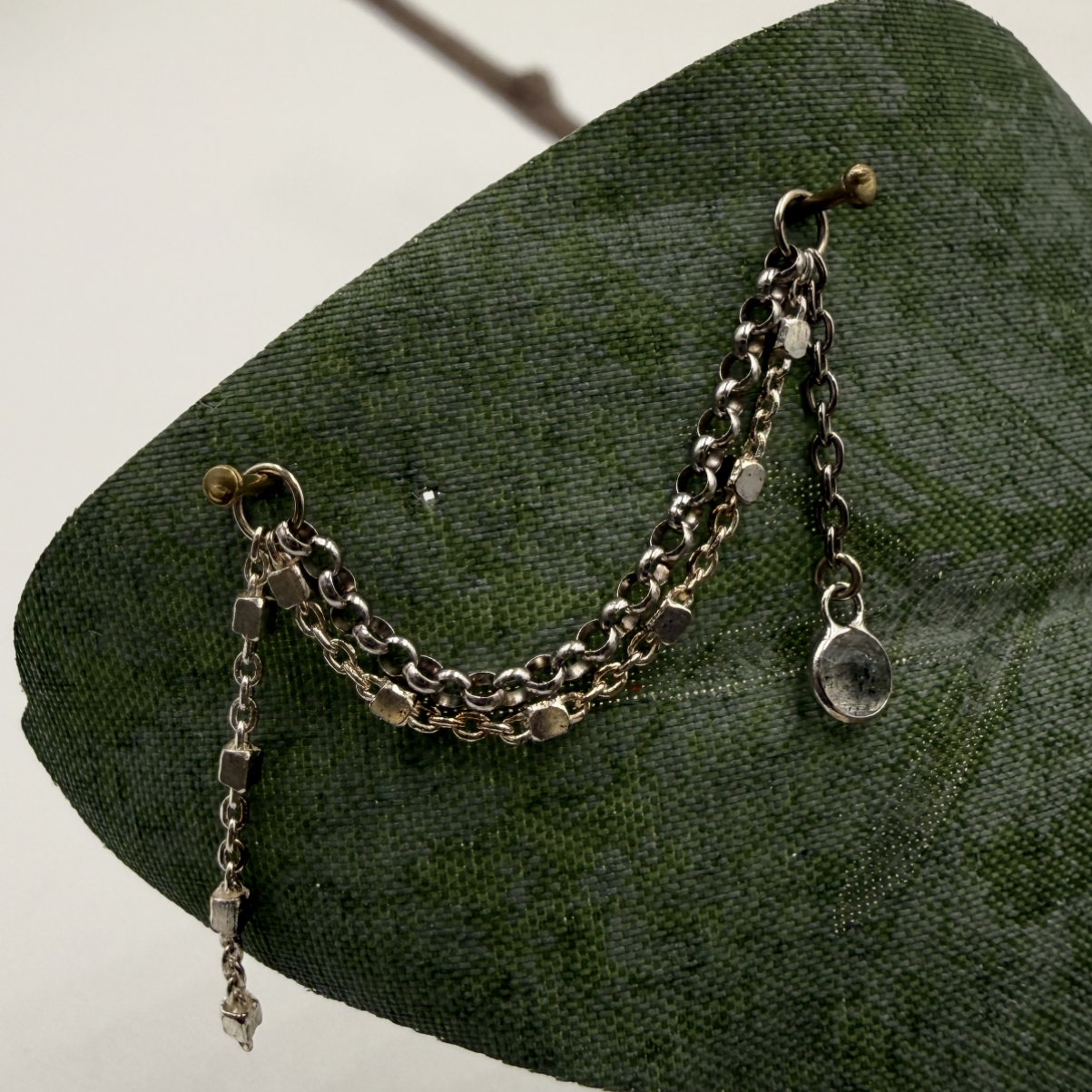 Hialeah FJ - 14KT Wit Goud - If Outer Space Was Heaven - Chain - Labradorite