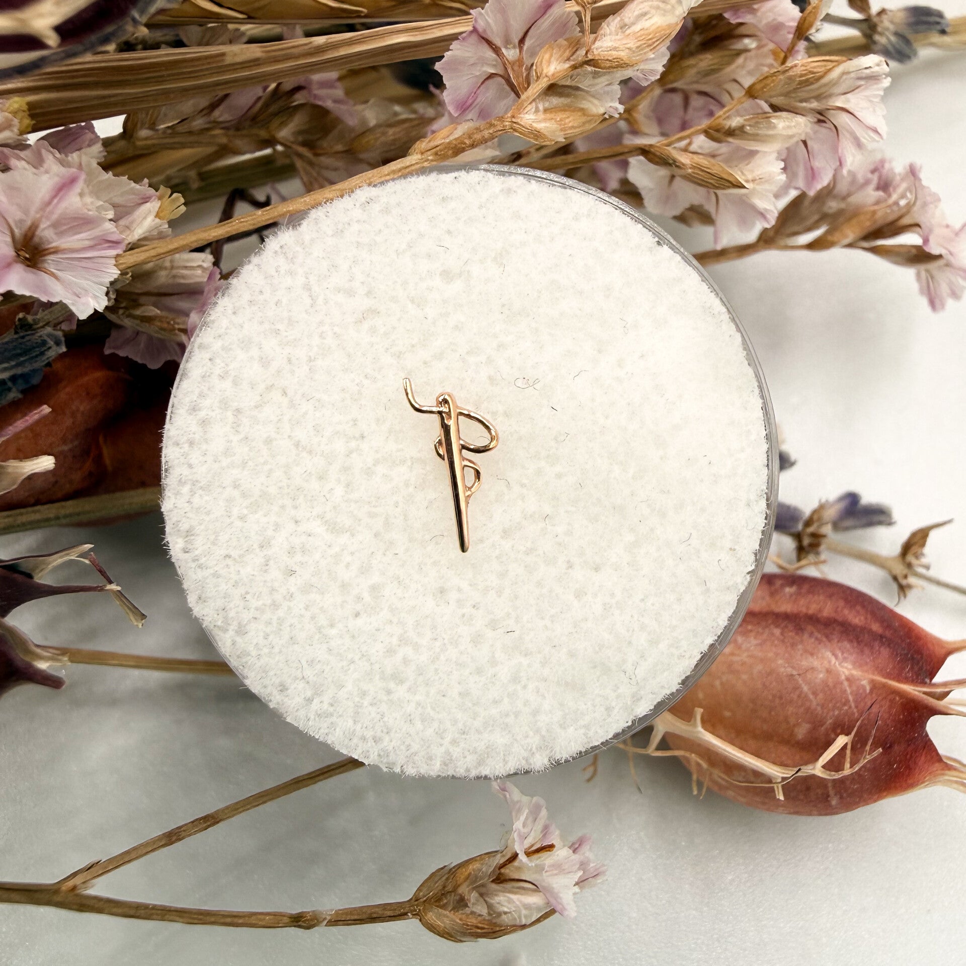 Needle and thread - Junipurr RG