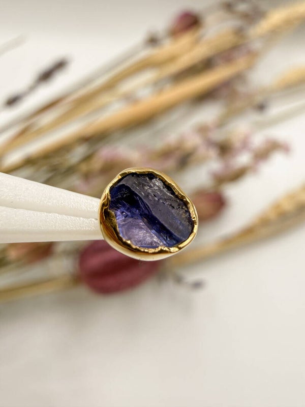 Naga - 18KT Geel Goud - Genuine Raw Blue Sapphire