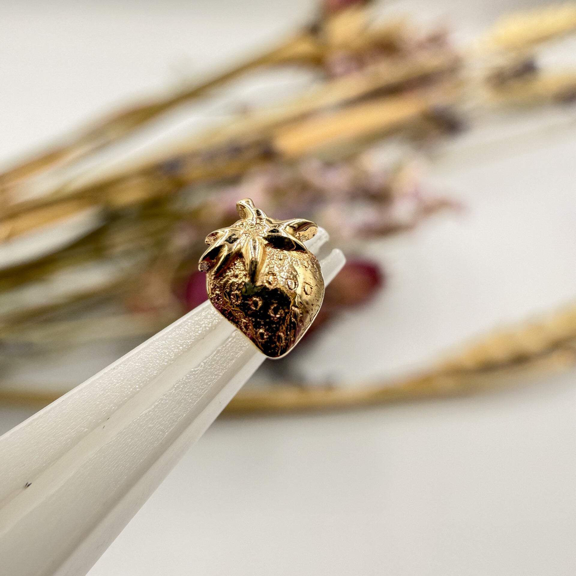 Mushroom - 14KT Geel Goud - Starwberry