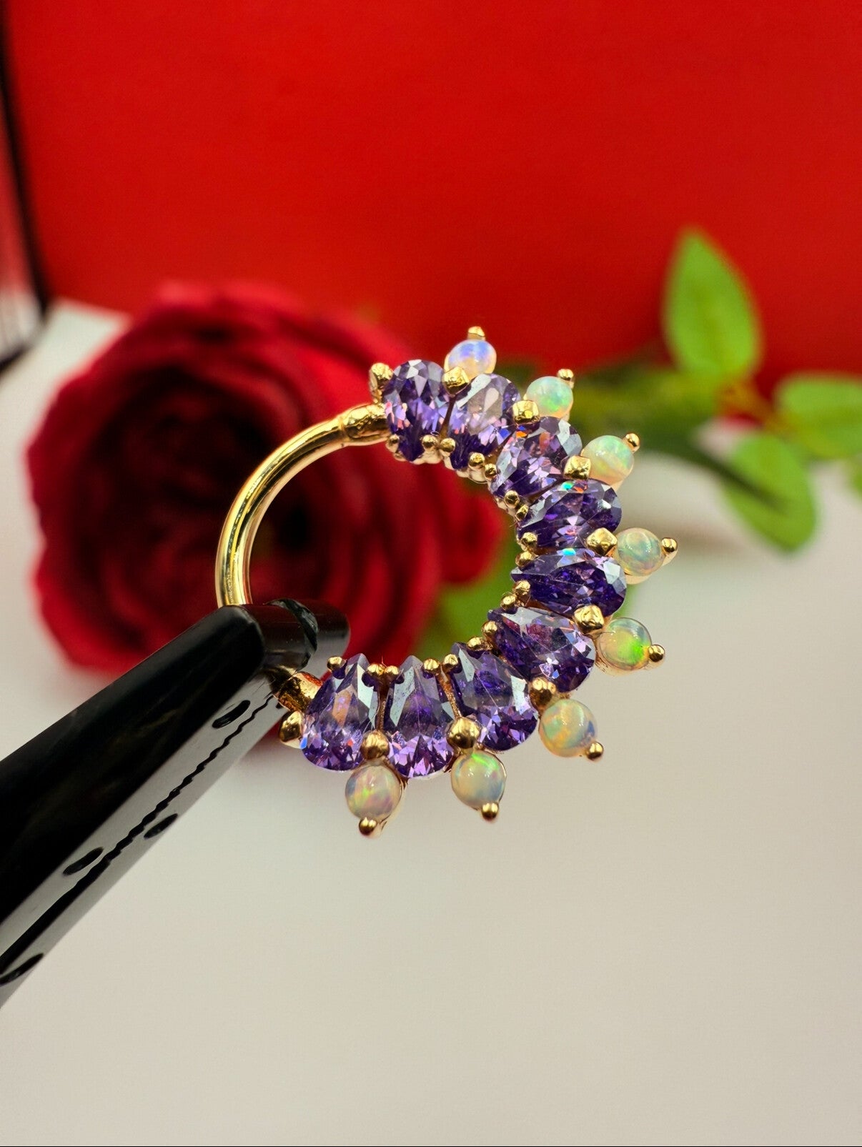 Norvoch - 14KT Gold - Soula Clicker - Genuine opal