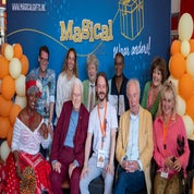 meet-en-greet-lion-king-32-van-208-standard-w4xj3j.jpg