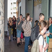 meet-en-greet-lion-king-4-van-208-standard.jpg