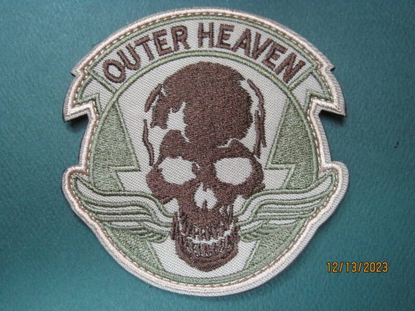 OUTER HEAVEN SKULL MORALE PATCH HOOK BACK