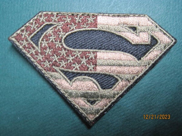 SUPERMAN U.S. FLAG CAMO PATCH HOOK BACK