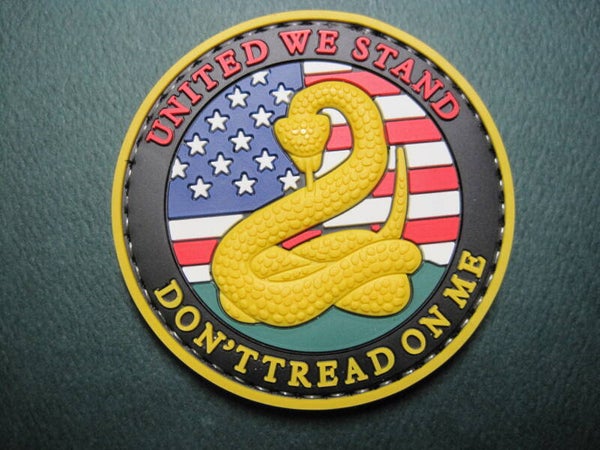 DON'T TREAD ON ME SNAKE MORALE PATCH CIRCLE PVC HOOK BACK