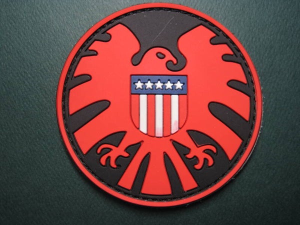 AVENGERS SHIELD SUPERHERO PATCH PVC RUBBER HOOK BACK