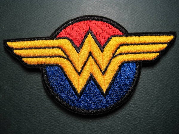 WONDER WOMAN SUPERHERO PATCH HOOK BACK