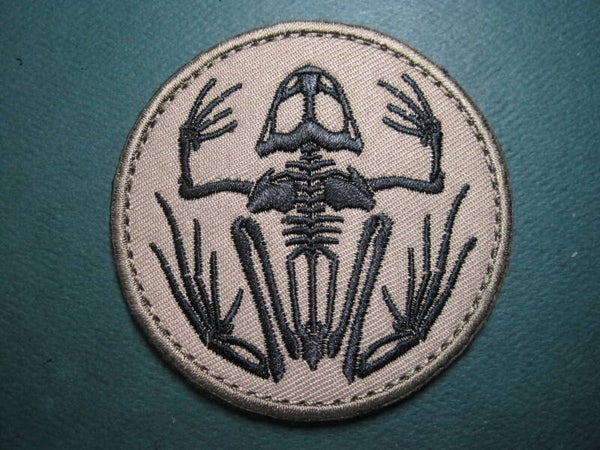 NAVY SEALS FROGMAN SKULL MORALE PATCH HOOK BACK