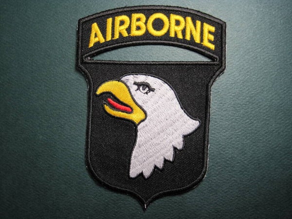 ARMY 101'st AIRBORNE SCREAMIN' EAGLES PATCH IRON ON