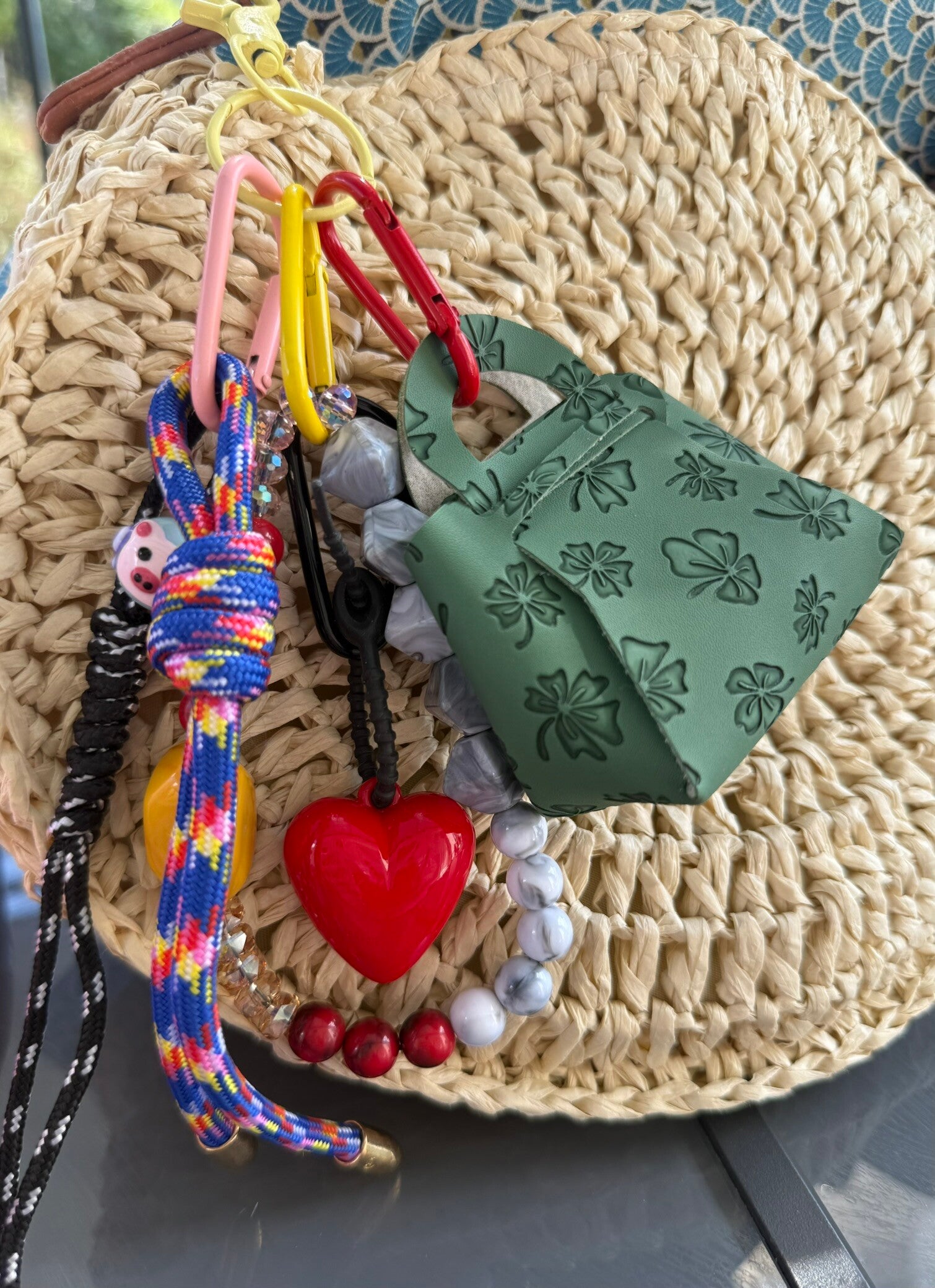 Sleutelhanger - groen tasje rood hartje