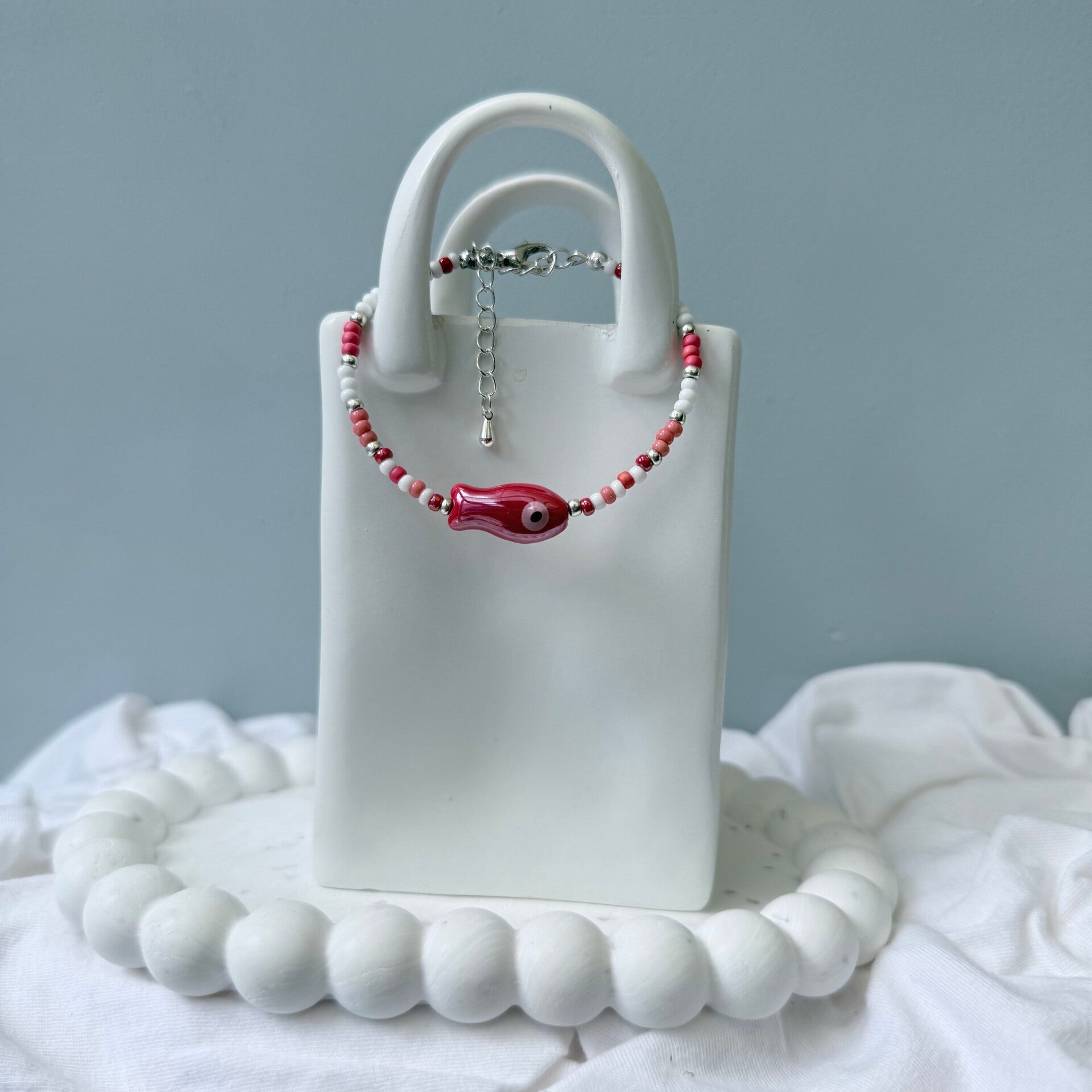 armbanden - visjes collectie ; rood visje wit zilver