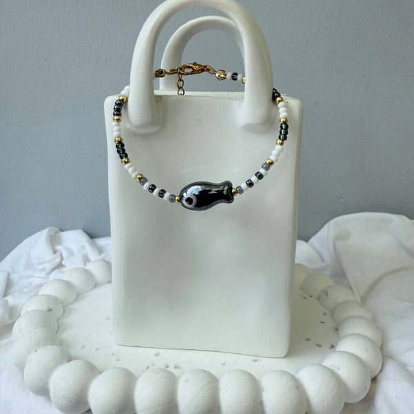 armbanden - visjes collectie ; 16cm zwart visje wit goud